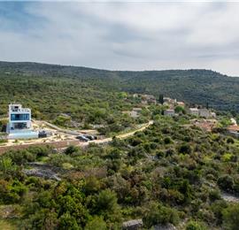 3 Bedroom Villa with Heated Pool and Sea view near Stari Grad, Hvar Island Sleeps 6-8 